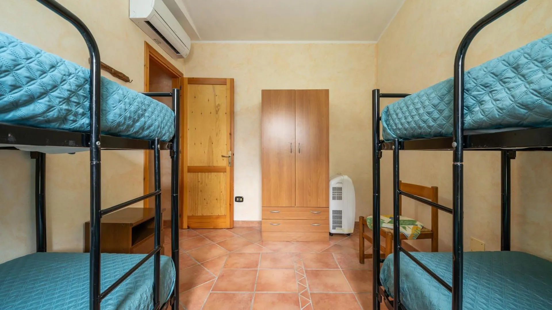 Villa Brezza Di Mare Calasetta Ferienhaus